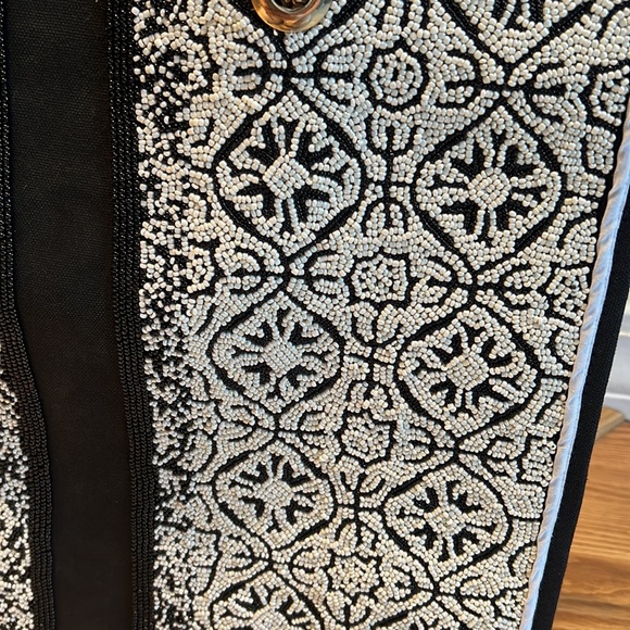 Amazing hand beaded tote - Picture 2 of 10